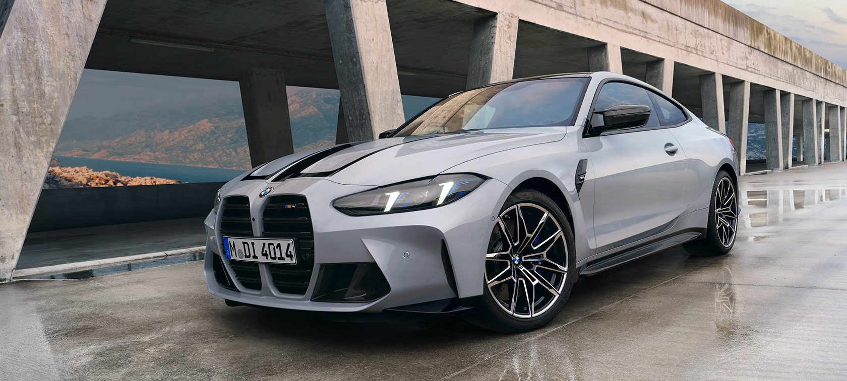 THE NEW M4 COMPETITION COUPE