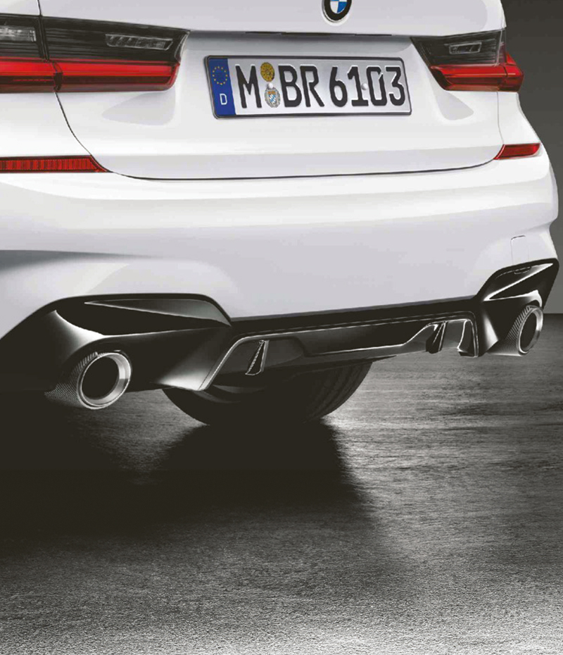 EXHAUST TIP IN CARBON FIBRE. 